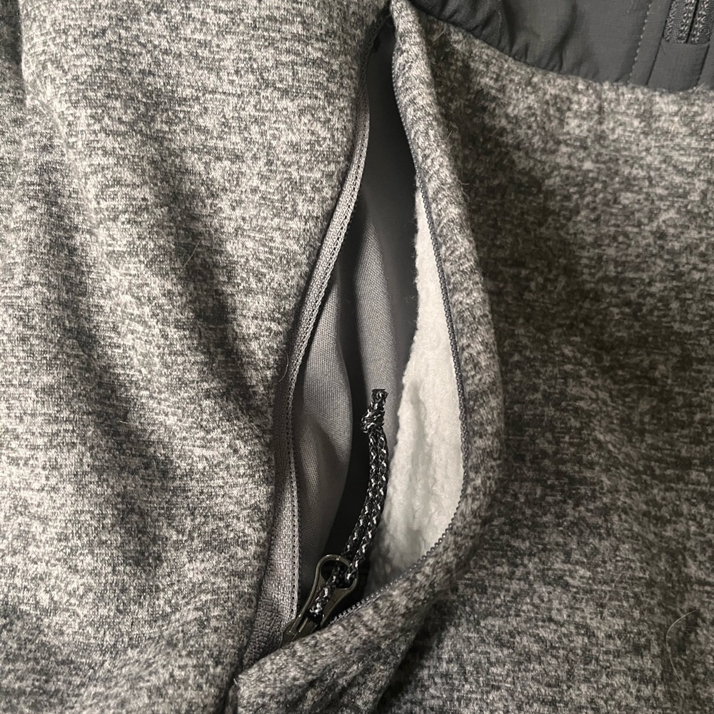 North Face Zip Up - Picture 3 of 6